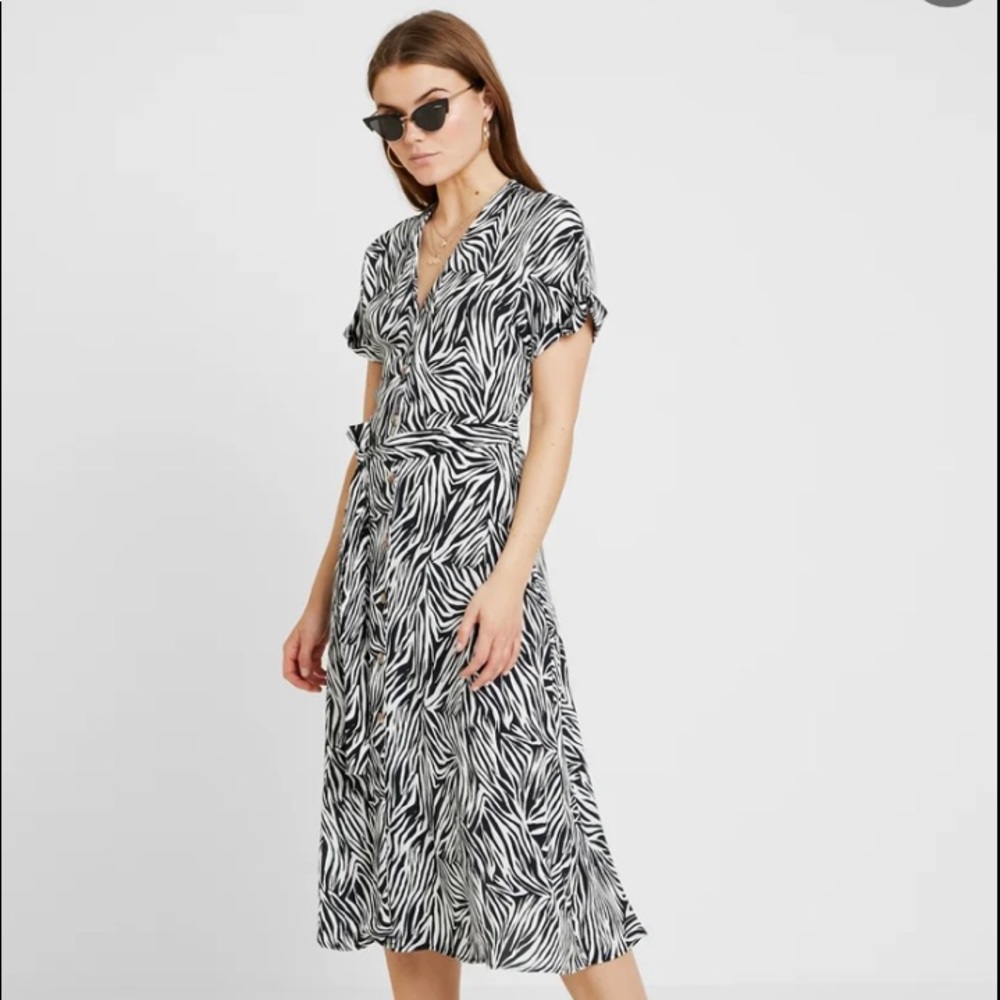 New Look Maxi Zebra Print Tie Dress